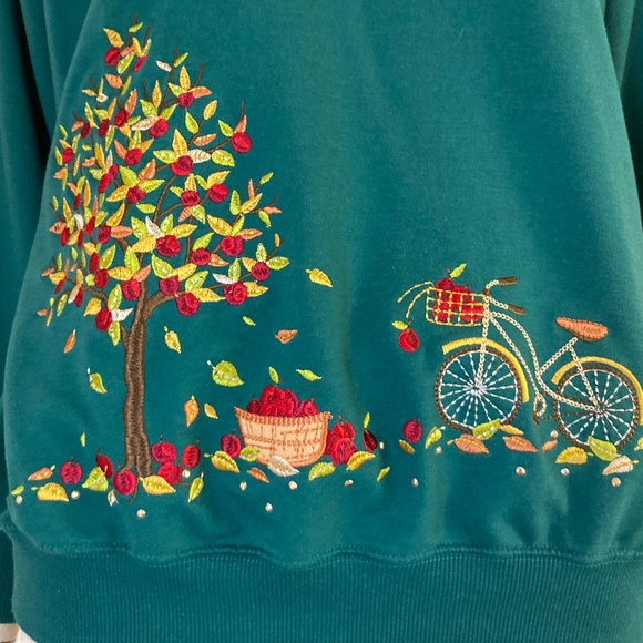 Alfred Dunner Double Collar Green Sweatshirt Colorful Bicycle and Tree Embroider - Picture 6 of 6
